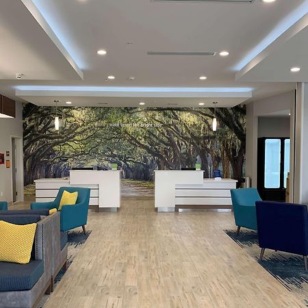 La Quinta Inn & Suites By Wyndham טיפטון מראה חיצוני תמונה