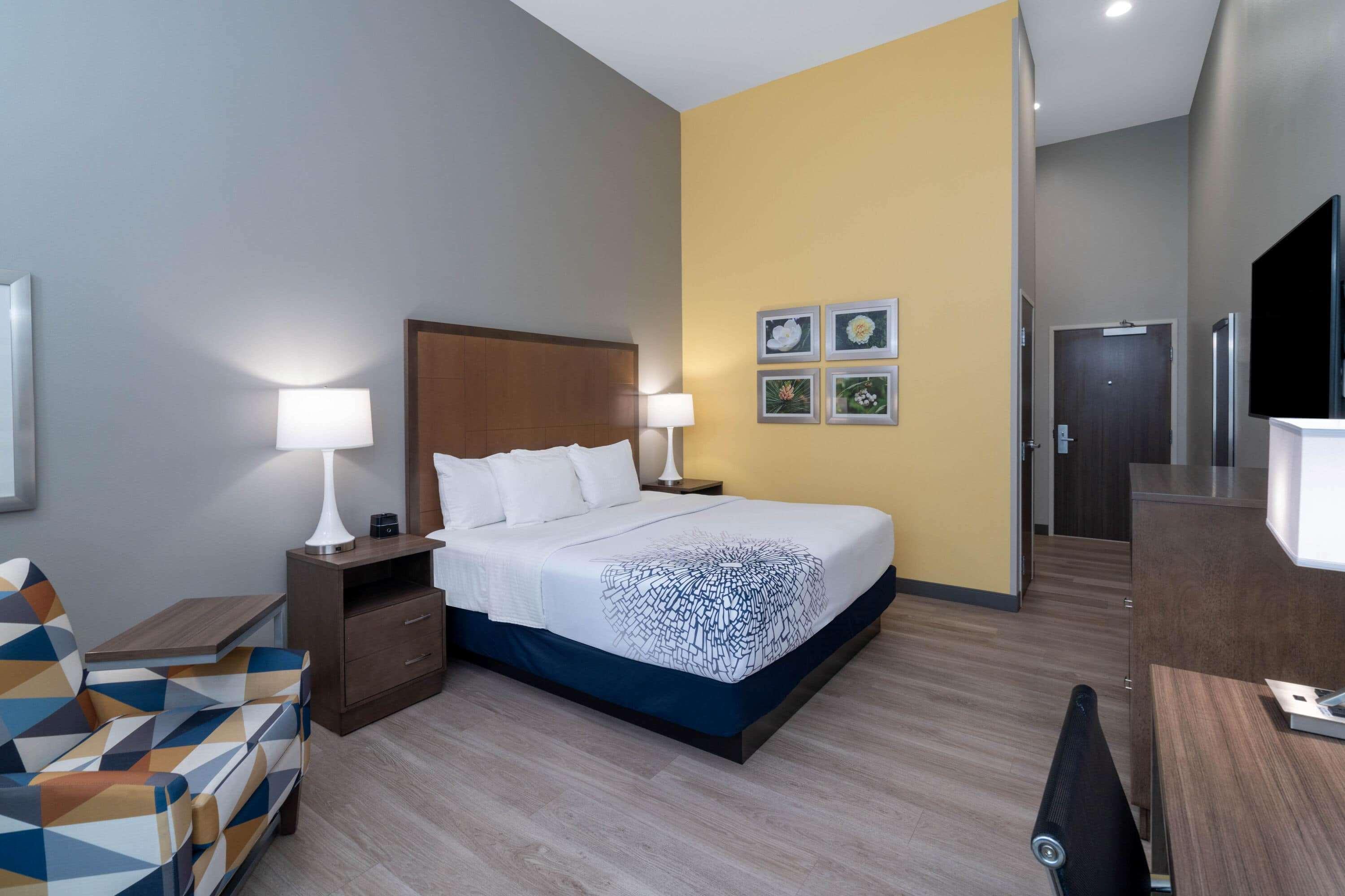 La Quinta Inn & Suites By Wyndham טיפטון מראה חיצוני תמונה