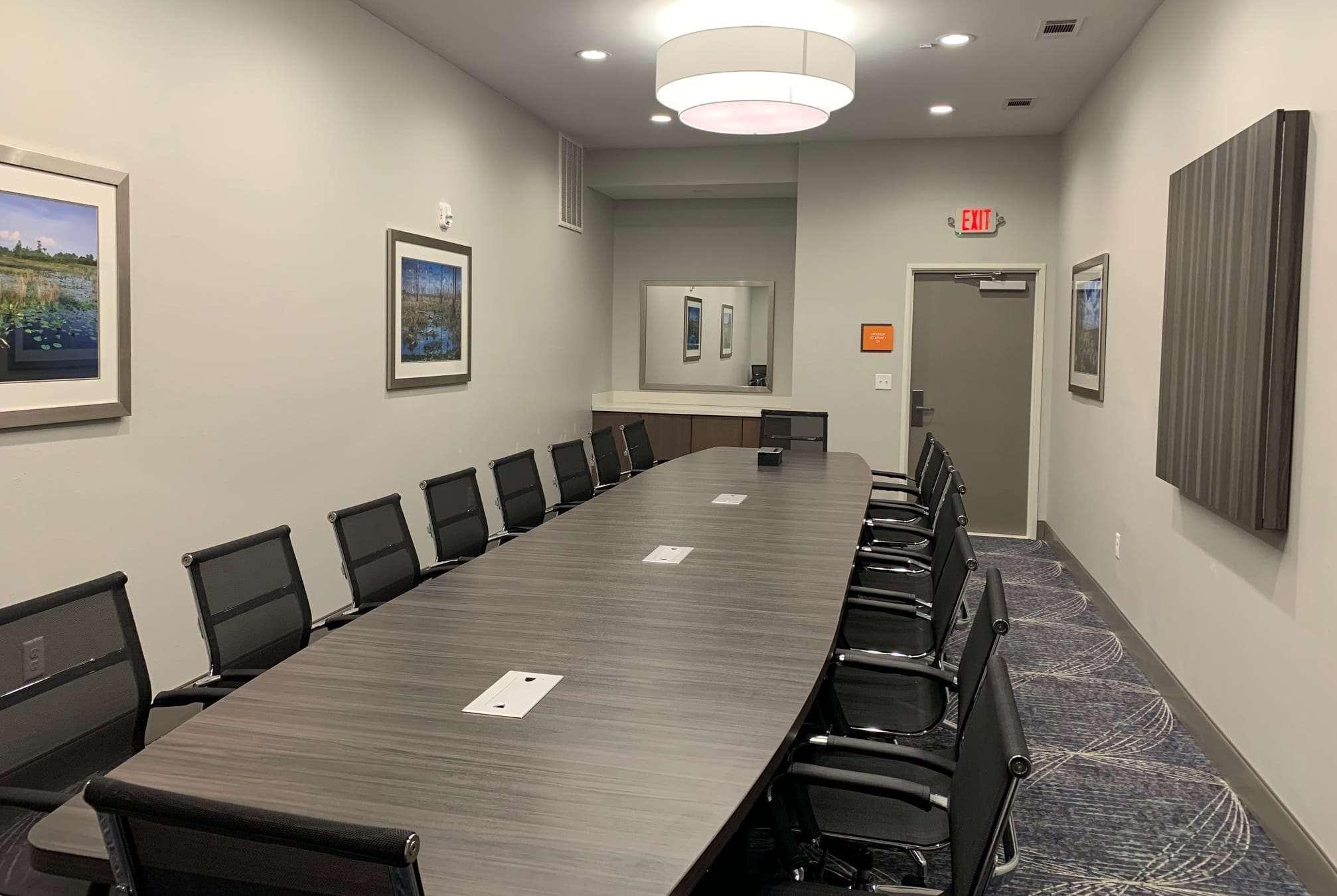 La Quinta Inn & Suites By Wyndham טיפטון מראה חיצוני תמונה