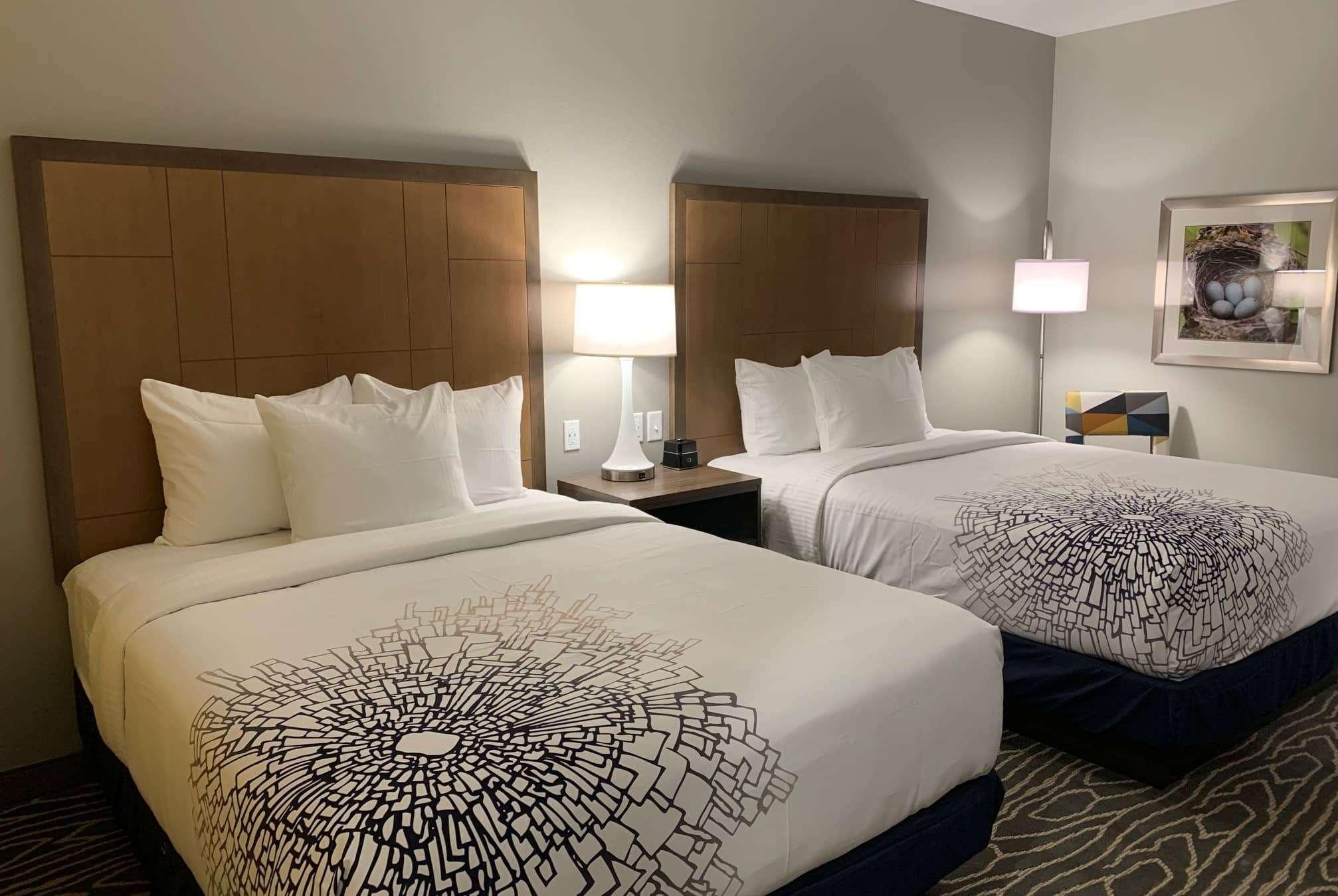 La Quinta Inn & Suites By Wyndham טיפטון מראה חיצוני תמונה